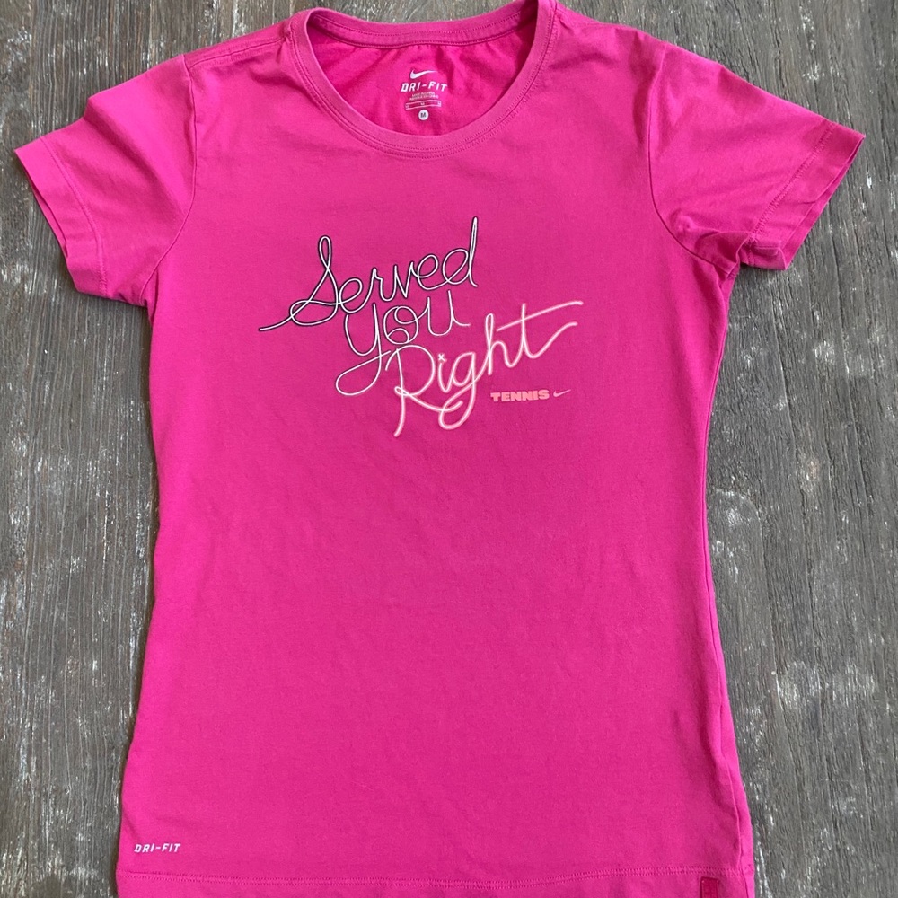 Nike T-shirt